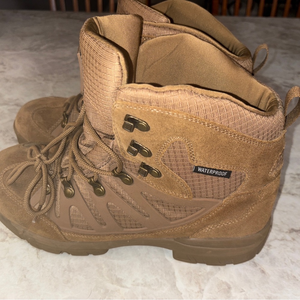 Waterproof Brown Men's Boots